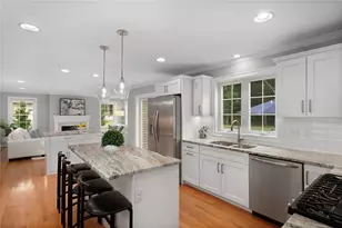42 East Lantern Rd, Lincoln, RI 02865 - Photo 20