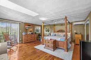 1304 New London Ave, Cranston, RI 02920 - Photo 24