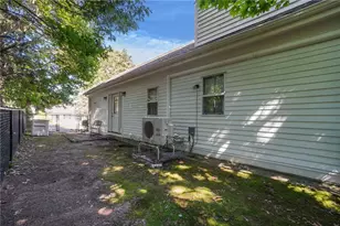 1304 New London Ave, Cranston, RI 02920 - Photo 36