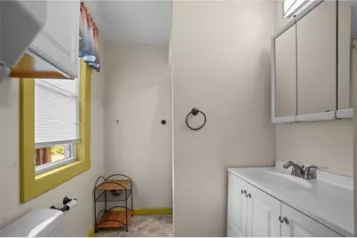 1304 New London Avenue, Cranston, RI 02920 - Photo 34