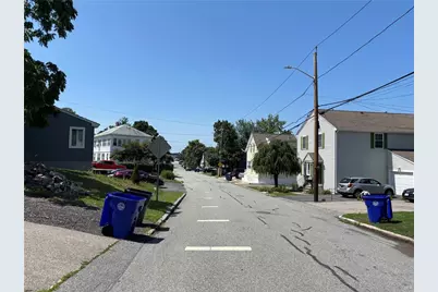 127 Sunbury Street, Providence, RI 02903 - Photo 2