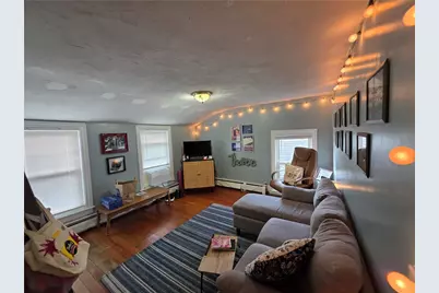422 East Avenue, Pawtucket, RI 02860 - Photo 26