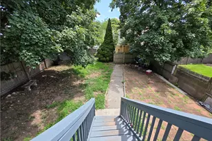 422 East Ave, Pawtucket, RI 02860 - Photo 10