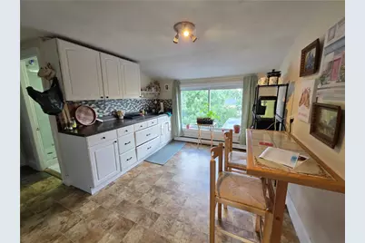 422 East Avenue, Pawtucket, RI 02860 - Photo 24