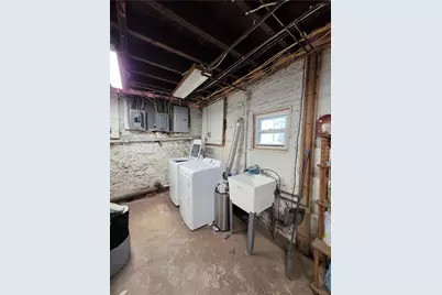 422 East Avenue, Pawtucket, RI 02860 - Photo 36
