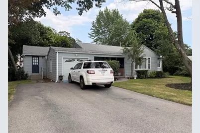 15 Sarah Teft Drive, Warwick, RI 02889 - Photo 2