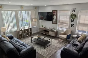 24 Walsh St, Providence, RI 02909 - Photo 4