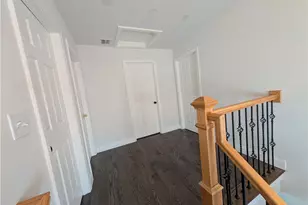 24 Walsh St, Providence, RI 02909 - Photo 14