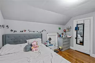 81 9th St, East Providence, RI 02914 - Photo 26