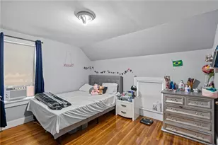 81 9th St, East Providence, RI 02914 - Photo 24