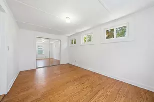 286 Namquid Dr, Warwick, RI 02888 - Photo 22