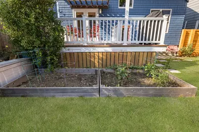 49 Methyl Street, Providence, RI 02906 - Photo 42