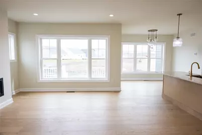 163 Revolution Way, Portsmouth, RI 02871 - Photo 8