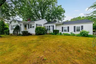 95 Priscilla Dr, Cranston, RI 02921 - Photo 1