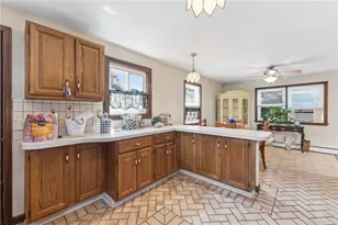 57 N View Ave, Cranston, RI 02920 - Photo 8