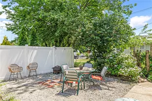 33 Malbone St, Providence, RI 02908 - Photo 30
