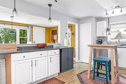 33 Malbone Street, Providence, RI 02908 - Photo 12