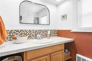 33 Malbone St, Providence, RI 02908 - Photo 20