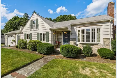 29 Colonial Drive, Lincoln, RI 02865 - Photo 2