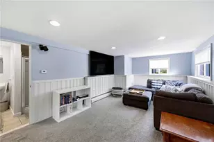 29 Colonial Dr, Lincoln, RI 02865 - Photo 24