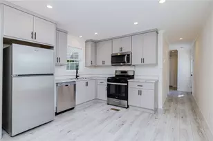 1346 Newport Ave, Attleboro, MA 02703 - Photo 6