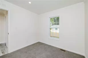 1346 Newport Ave, Attleboro, MA 02703 - Photo 16