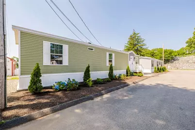 1346 Newport Avenue, Attleboro, MA 02703 - Photo 4