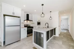 1346 Newport Ave, Attleboro, MA 02703 - Photo 8