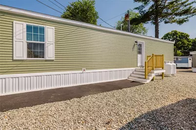 1346 Newport Avenue, Attleboro, MA 02703 - Photo 26