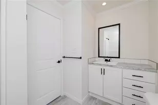 1346 Newport Ave, Attleboro, MA 02703 - Photo 14