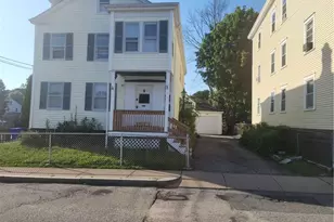 55 Court St, Bristol, RI 02809 - Photo 18