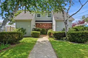 207 Glen Dr, Warwick, RI 02889 - Photo 1