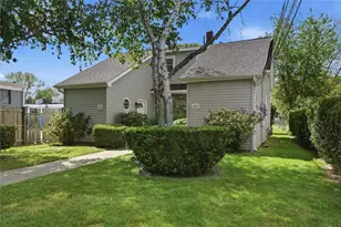 207 Glen Dr, Warwick, RI 02889 - Photo 14