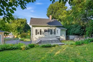 36 Harris Ave, Johnston, RI 02919 - Photo 4