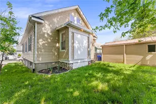 9 Lookout Ave, North Providence, RI 02911 - Photo 18