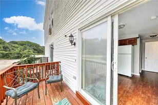 52 Nancy St, Providence, RI 02909 - Photo 10