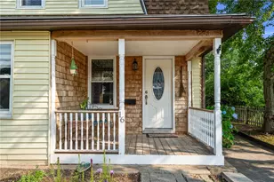 16 Allard St, Warwick, RI 02889 - Photo 8