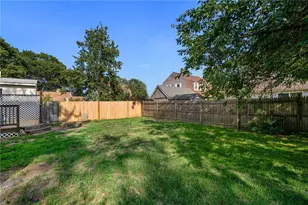 16 Allard St, Warwick, RI 02889 - Photo 36