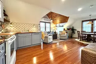 316 Succotash Rd, South Kingstown, RI 02879 - Photo 2