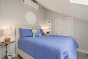 419 Broadway, Newport, RI 02840 - Photo 22