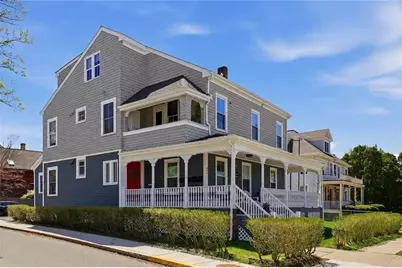 419 Broadway #5, Newport, RI 02840 - Photo 1