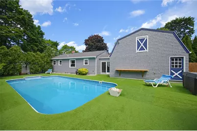 178 Halsey Road, Woonsocket, RI 02895 - Photo 4
