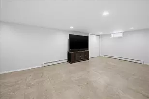 178 Halsey Rd, Woonsocket, RI 02895 - Photo 28