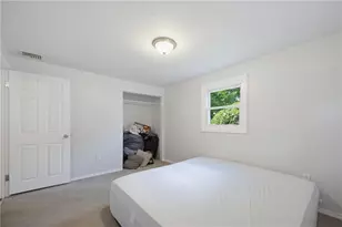 178 Halsey Rd, Woonsocket, RI 02895 - Photo 22