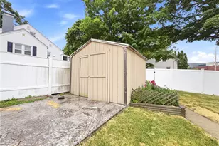 59 Central Ave, North Providence, RI 02911 - Photo 36