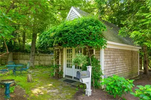 466 Poppasquash Rd, Bristol, RI 02809 - Photo 8