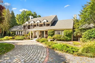466 Poppasquash Road, Bristol, RI 02809 - Photo 2