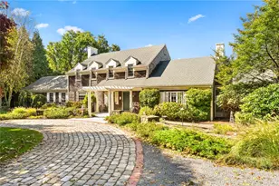 466 Poppasquash Rd, Bristol, RI 02809 - Photo 2