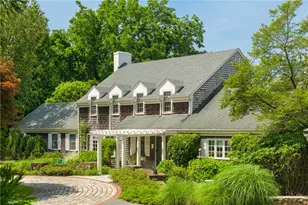 466 Poppasquash Rd, Bristol, RI 02809 - Photo 6