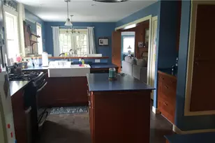 92 Fales Ave, Barrington, RI 02806 - Photo 2
